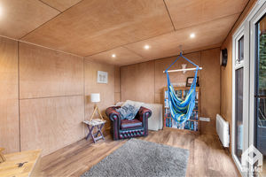 Photo 21- click for photo gallery